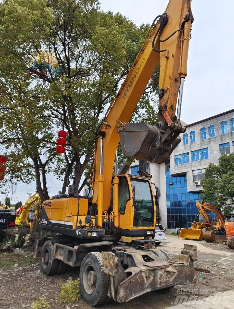 Hyundai R210W-9 Wielgraafmachines