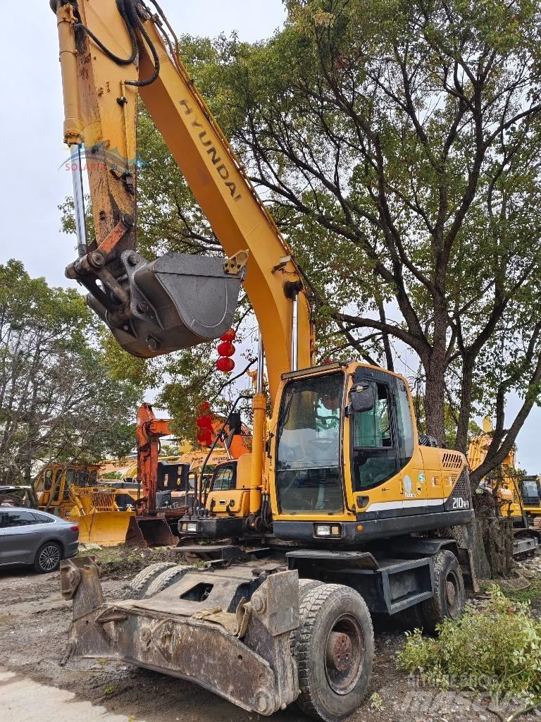 Hyundai R210W-9 Wielgraafmachines