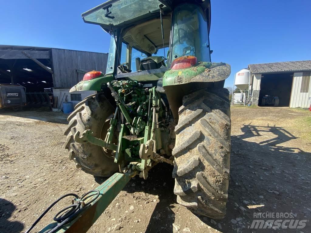 John Deere 5100 R Tractoren