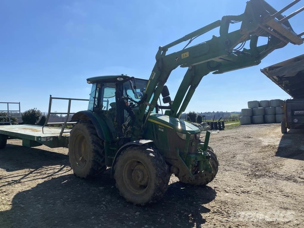 John Deere 5100 R Tractoren