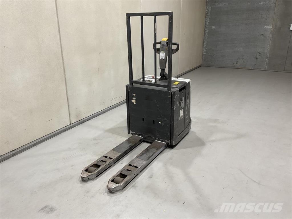 Atlet PLP200R Pallettruck met meerij platform