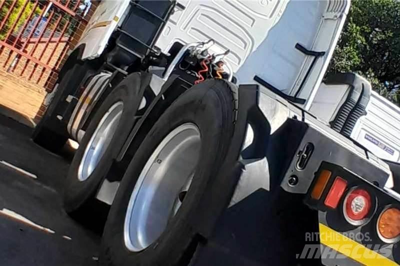 Volvo FMX 440 Anders