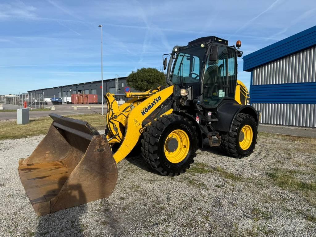 Komatsu WA100 M-7 Wielladers