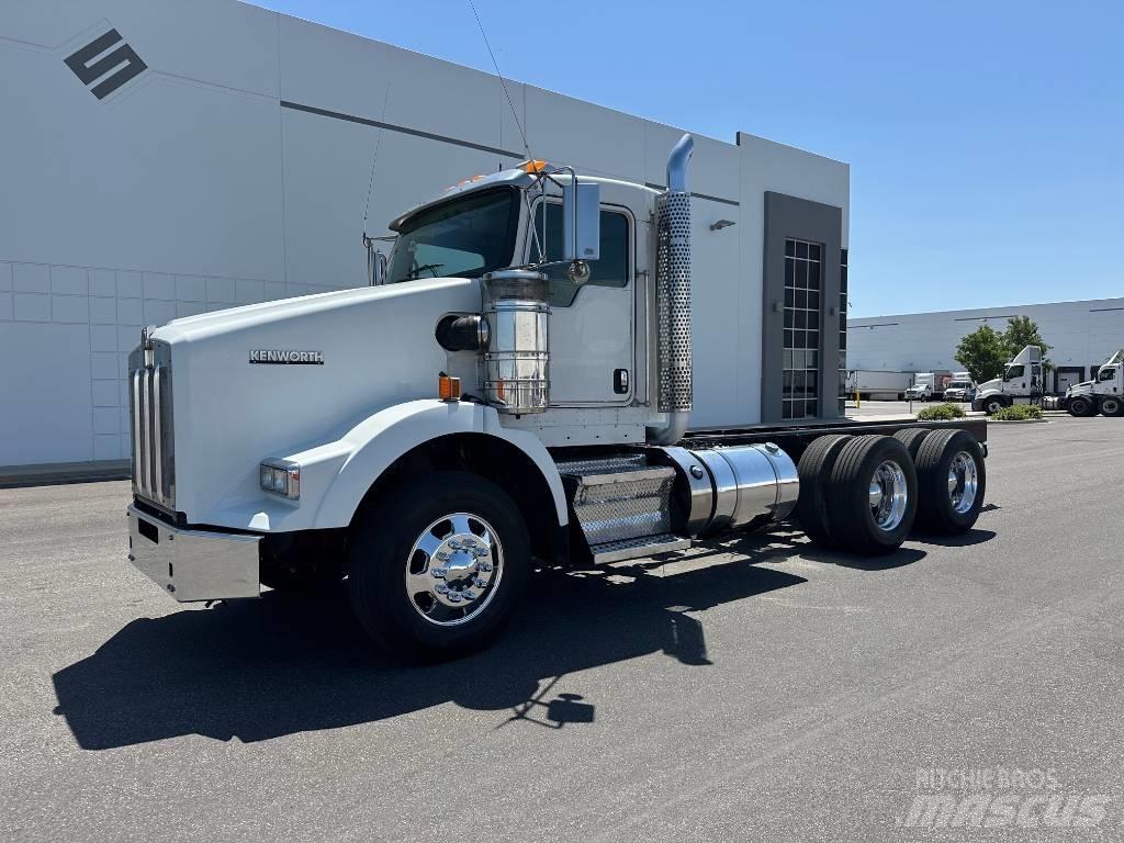 Kenworth T800 Chassis met cabine