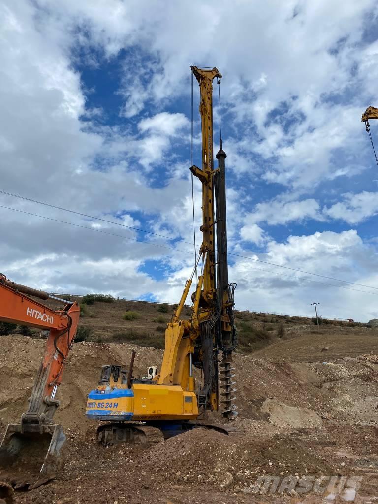 Bauer BG 24 H Zware boorinstallaties