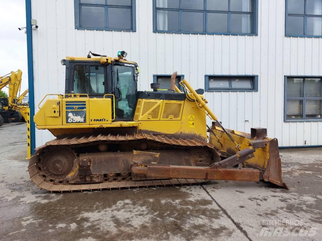 Komatsu D65PX-18 Rupsdozers