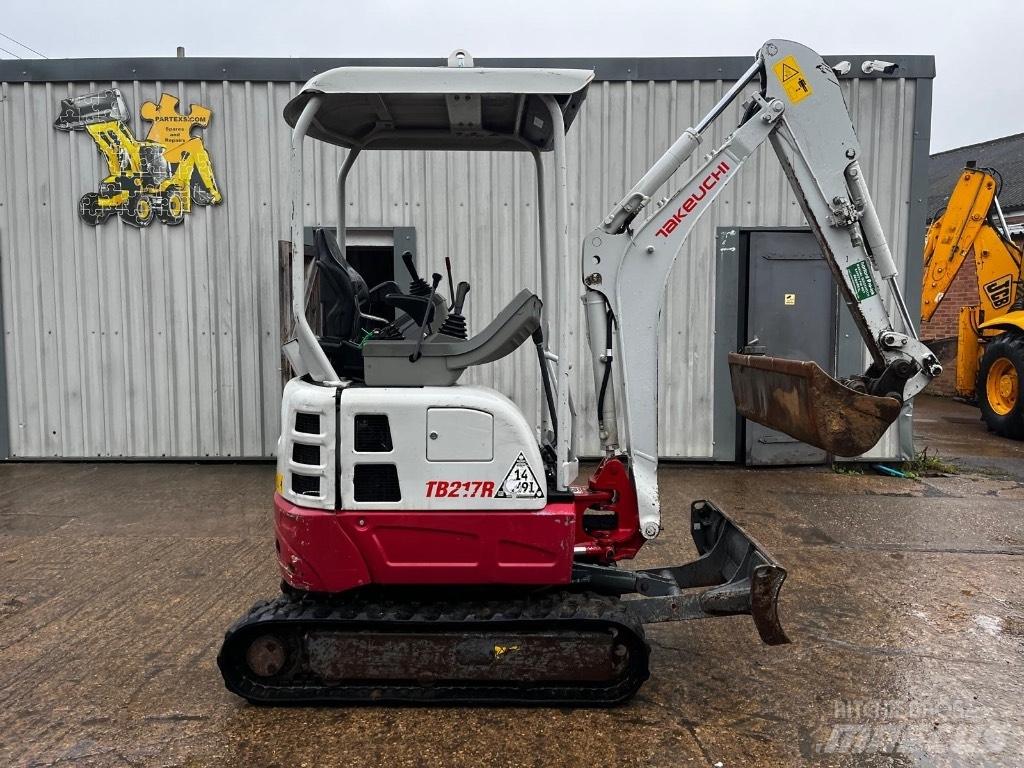 Takeuchi TB 217 R Minigraafmachines < 7t
