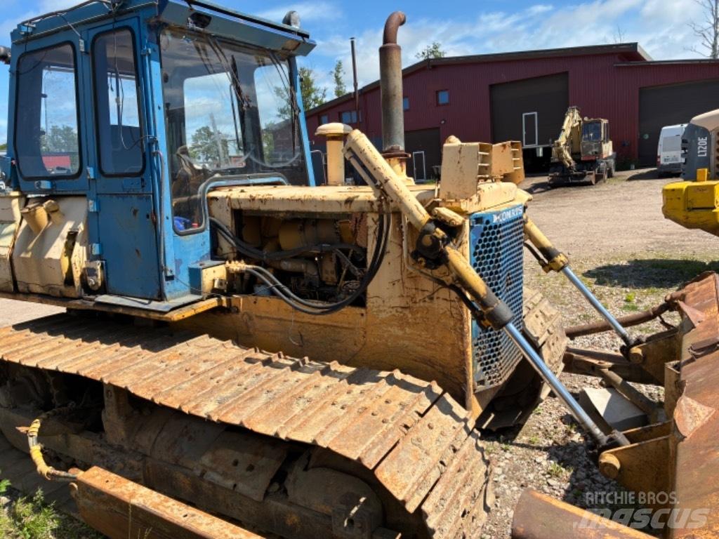 Komatsu D 41 P-3 Rupsdozers