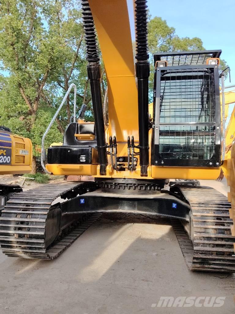 CAT 330 D Rupsgraafmachines