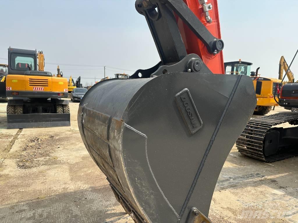 Doosan DX 225LC-9C Rupsgraafmachines