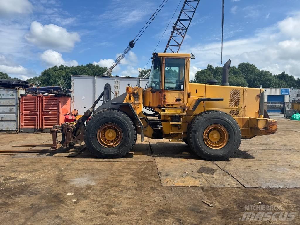 Volvo L 120 D Wielladers