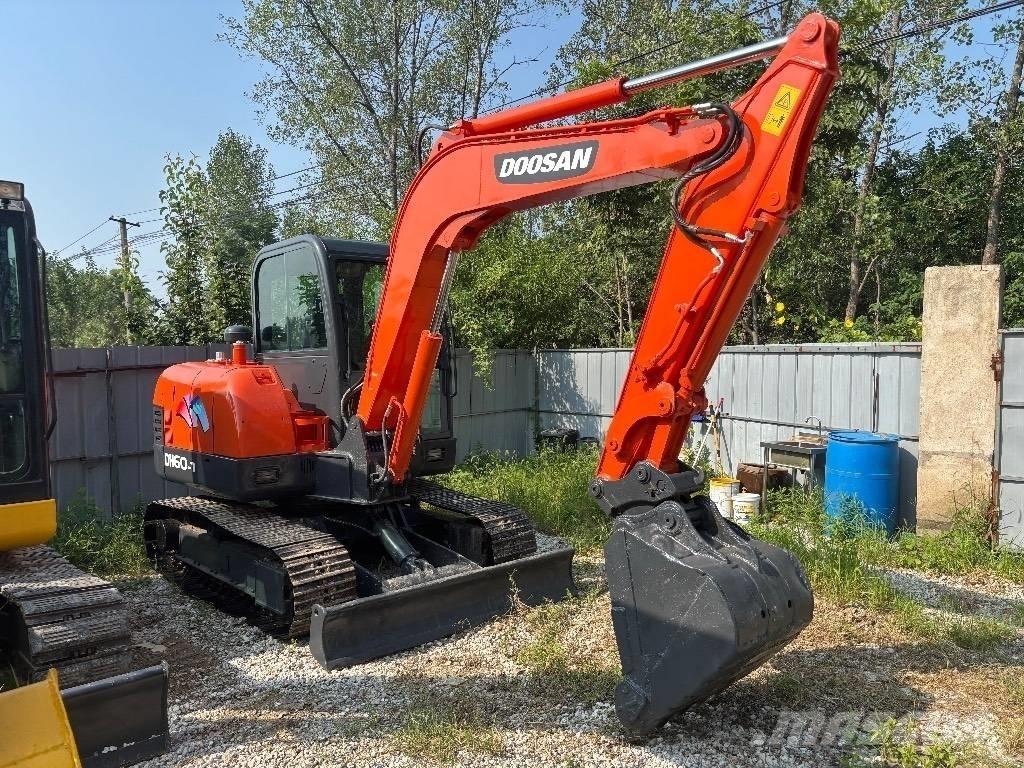 Doosan DH 60-7 Minigraafmachines < 7t