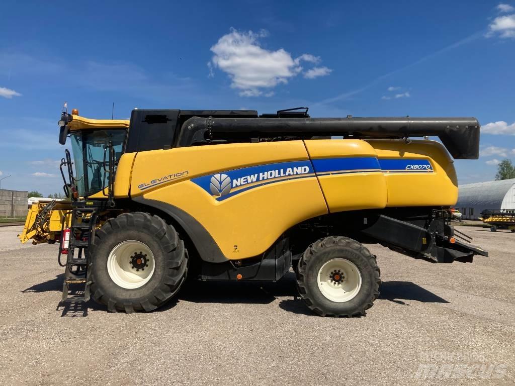 New Holland CX 8070 Maaidorsmachines