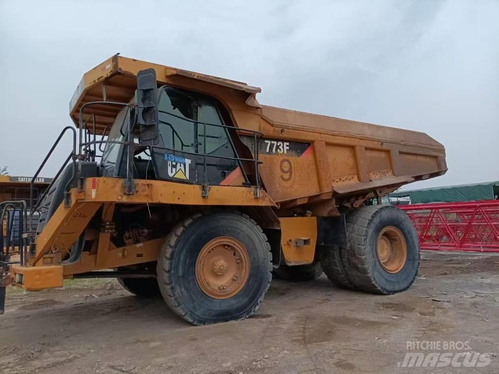 CAT 773 F Knik dumptrucks