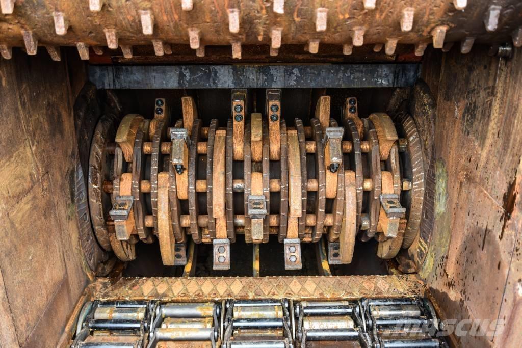 Morbark WH 6600 X Shredders