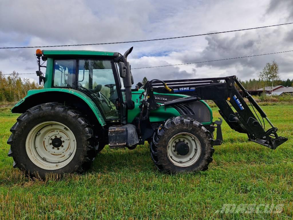 Valtra T 182 Versu Tractoren