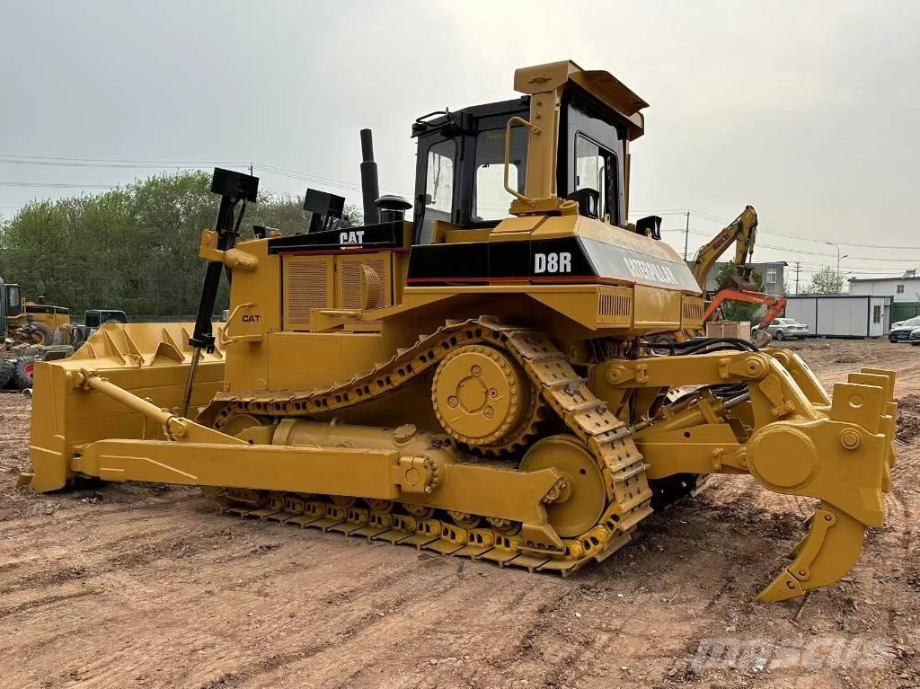 CAT D8R Rupsdozers