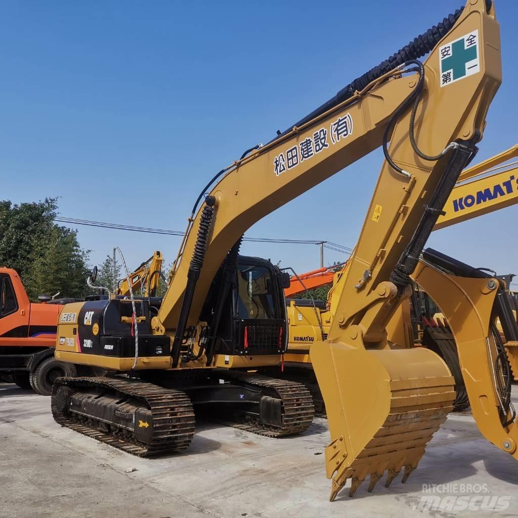 CAT 320 D Rupsgraafmachines