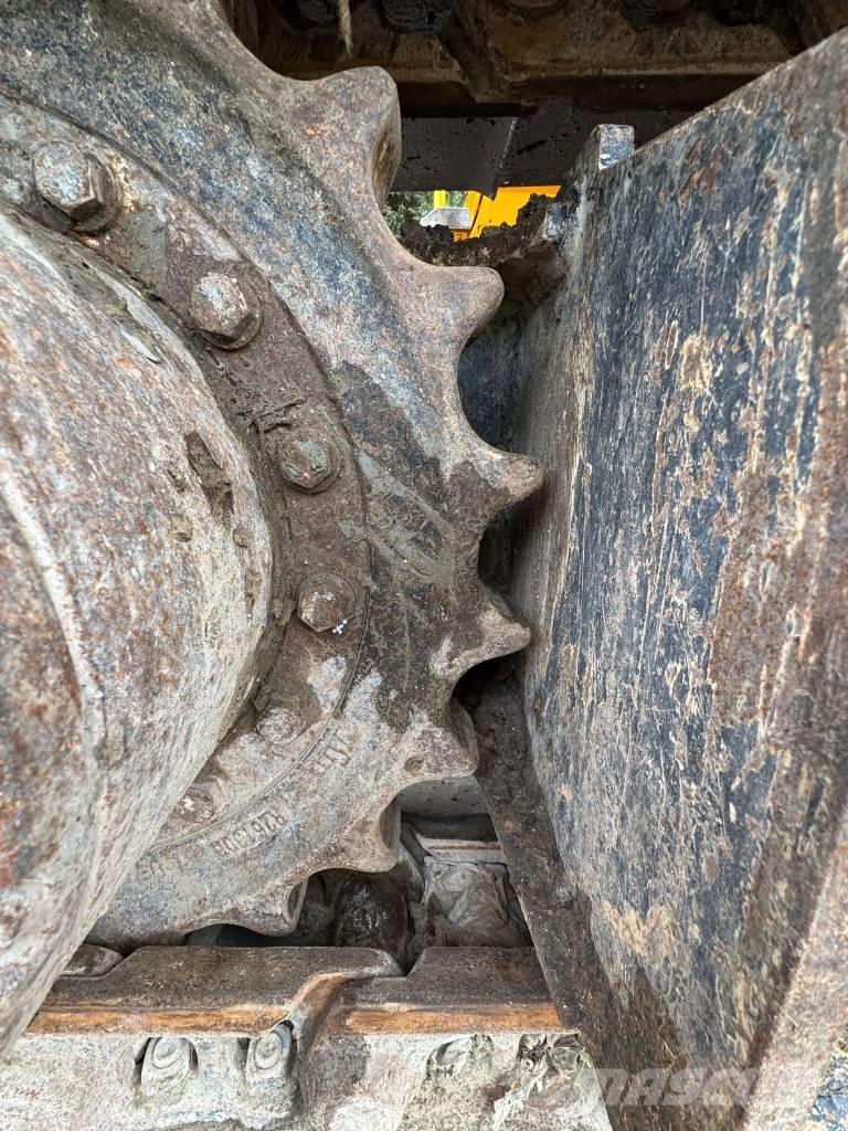 JCB 140 X Rupsgraafmachines