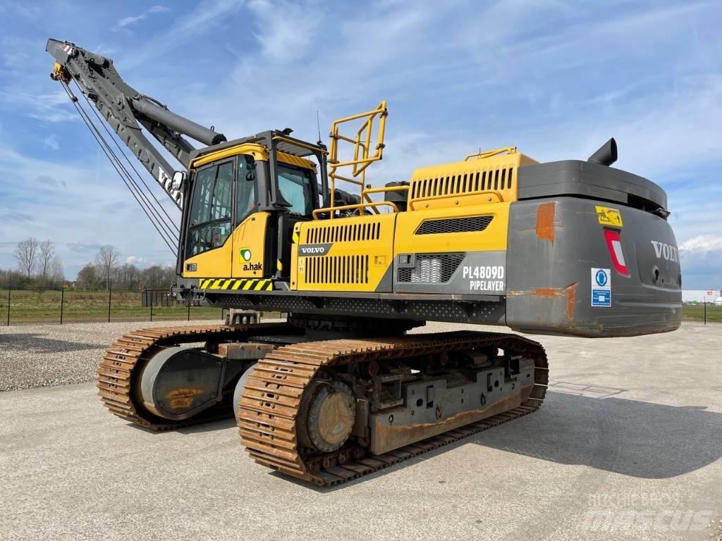 Volvo PL 4809 D Rupsgraafmachines