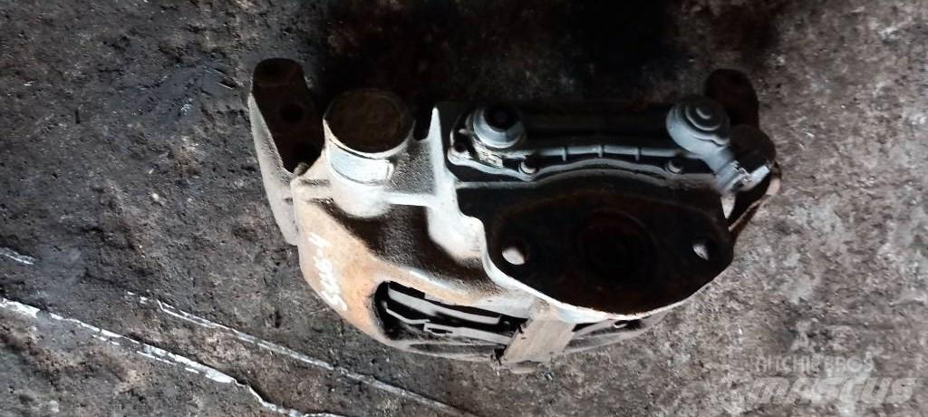 Scania R 440   1472421 Remmen