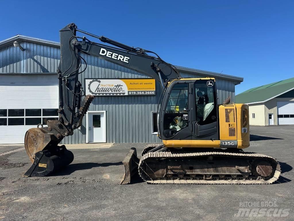 John Deere 135 G Rupsgraafmachines
