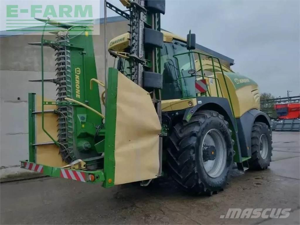 Krone big x 630 Zelfrijdende veldhakselaars