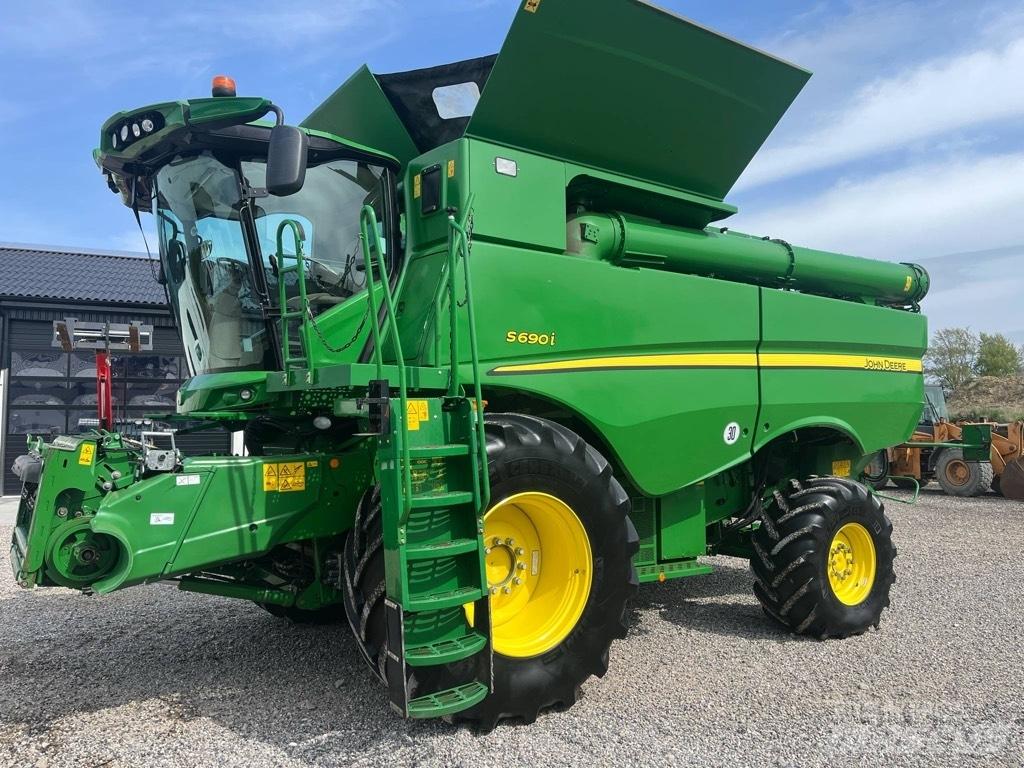 John Deere S 690 i Maaidorsmachines