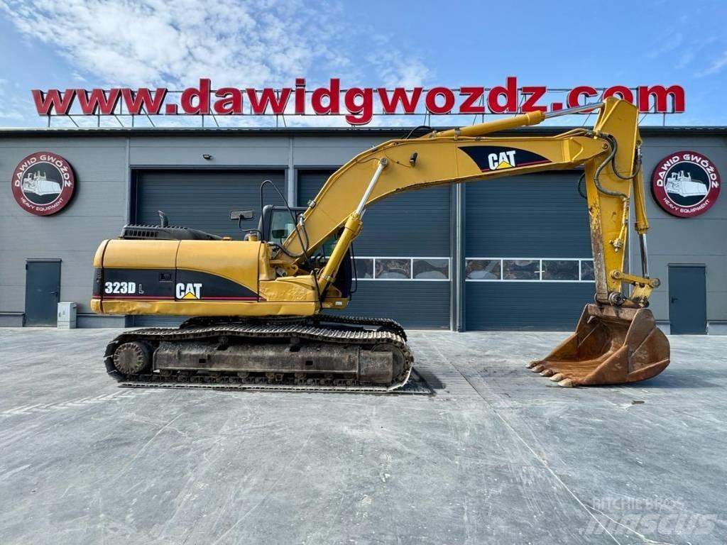 CAT 323 D L Rupsgraafmachines