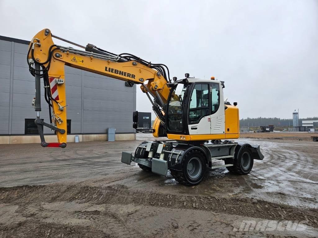 Liebherr 913 Compact Wielgraafmachines