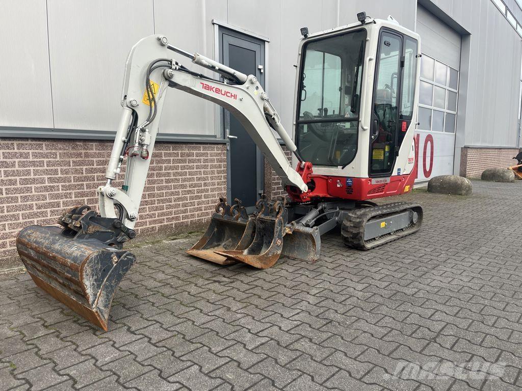 Takeuchi TB216 Minigraafmachines < 7t