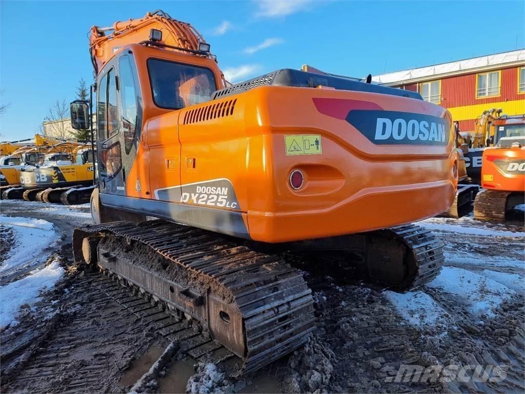 Doosan DX 225 LC Rupsgraafmachines