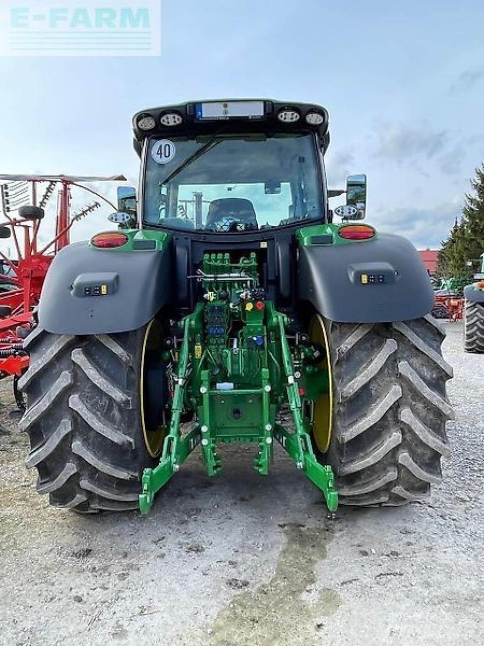 John Deere 6r 215 Tractoren