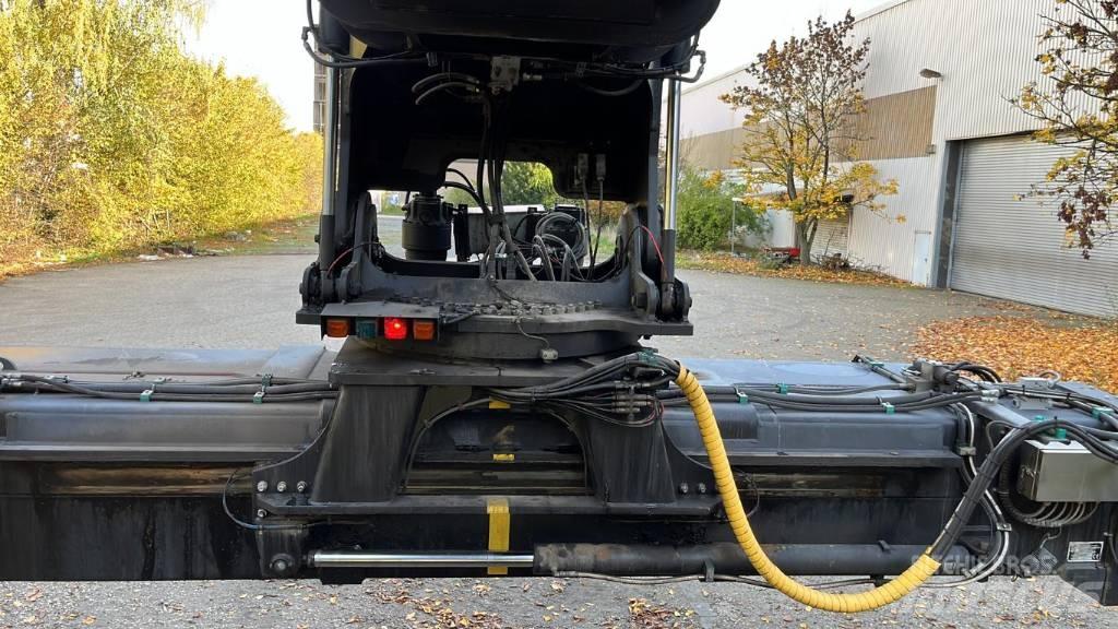 Hyster RS45-31CH Reachstackers