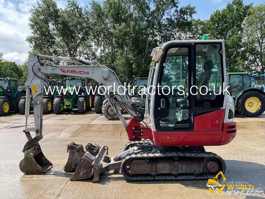 Takeuchi TB 230 Minigraafmachines < 7t