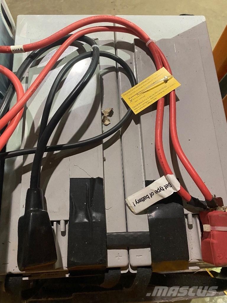 Taski 2100 Schrobzuigmachines