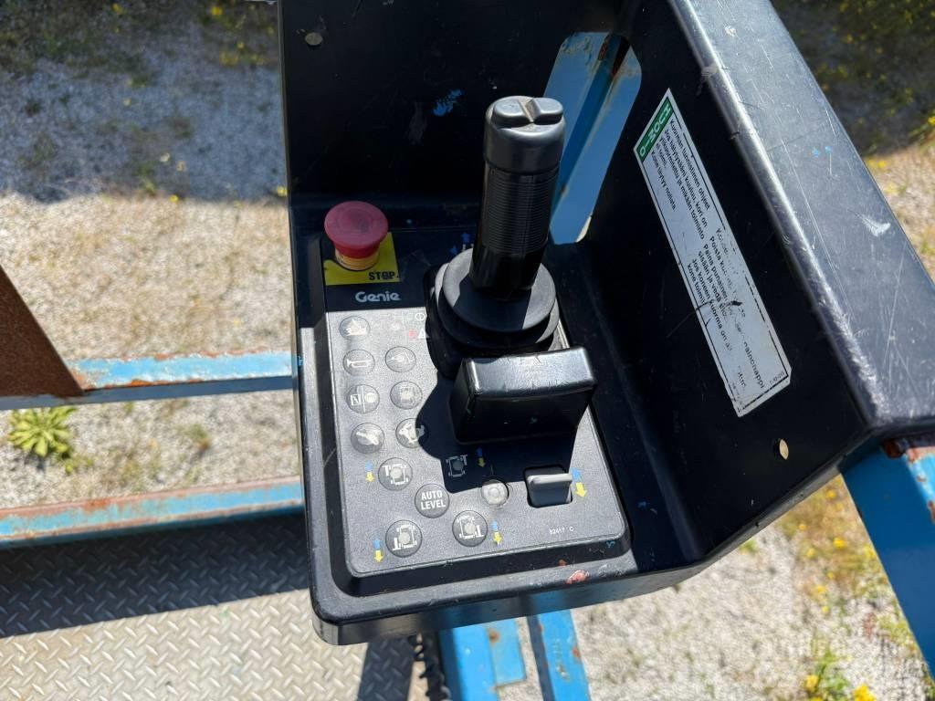 Genie GS 4390 Schaarhoogwerkers