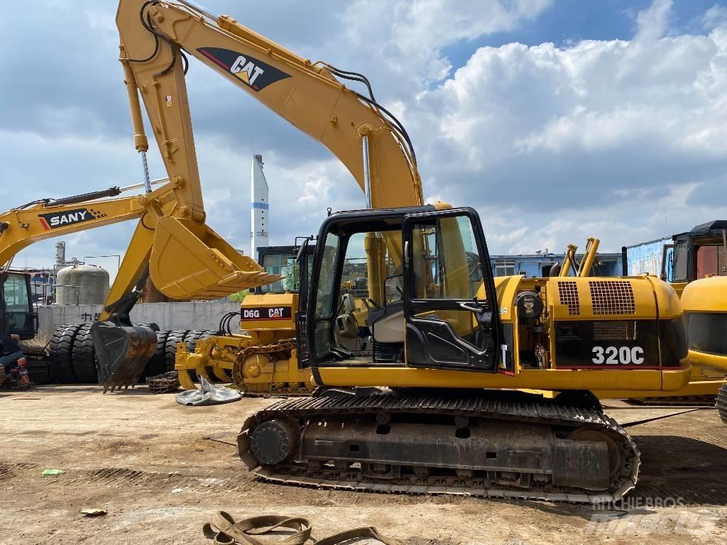 CAT 320 C Rupsgraafmachines