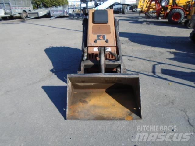Ditch Witch SK 650 Schrankladers