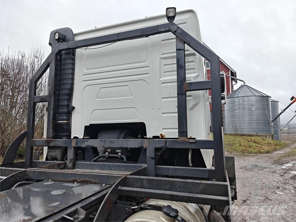 Volvo FH 12 Vrachtwagens voor bosbouwmachines