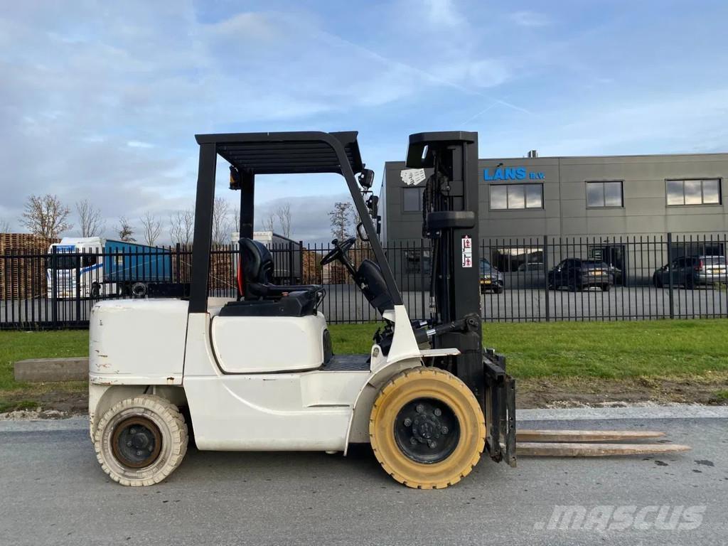CAT DP35K Diesel heftrucks