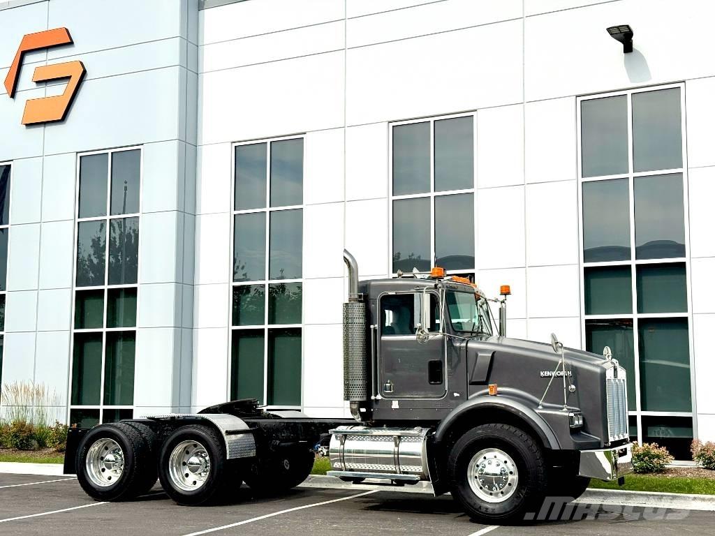 Kenworth T 800 Trekkers