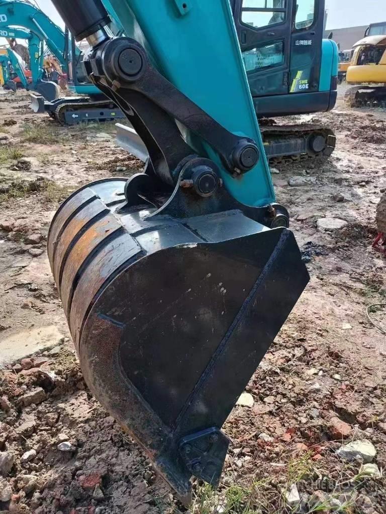 Sunward SWE 80 E9 Rupsgraafmachines