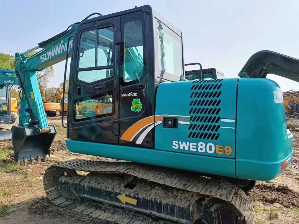 Sunward SWE 80 E9 Rupsgraafmachines