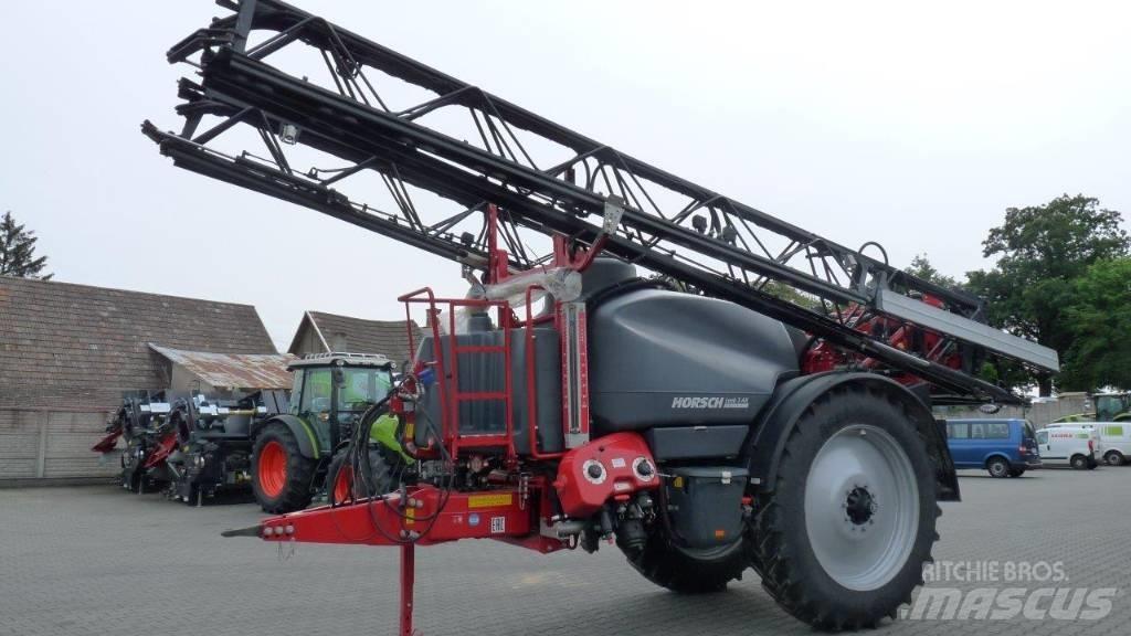 Horsch Leeb 3 AX Getrokken spuitmachines