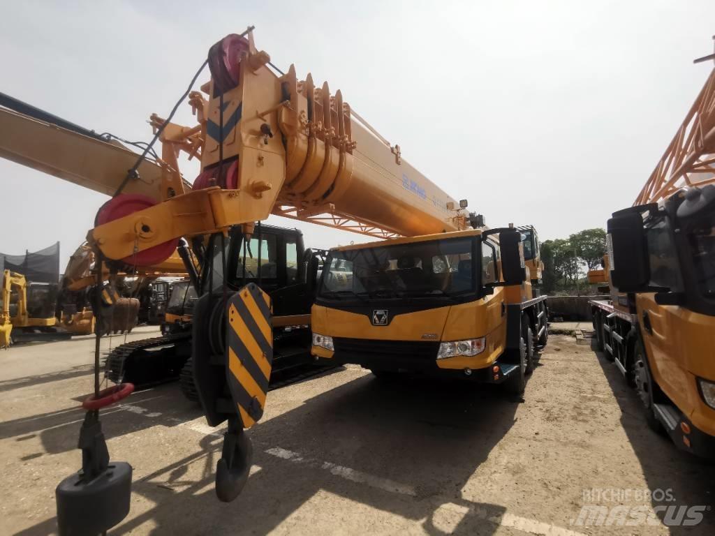 Xcentric QY70KC Kranen voor alle terreinen