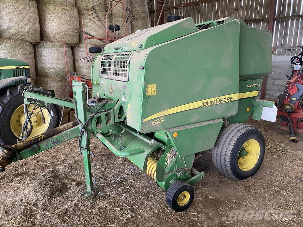 John Deere 623 Ronde-balenpersen