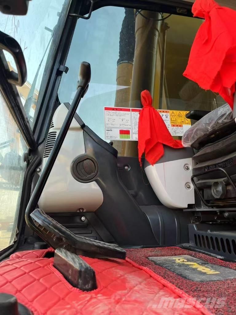 Komatsu 240 LC-8 Rupsgraafmachines