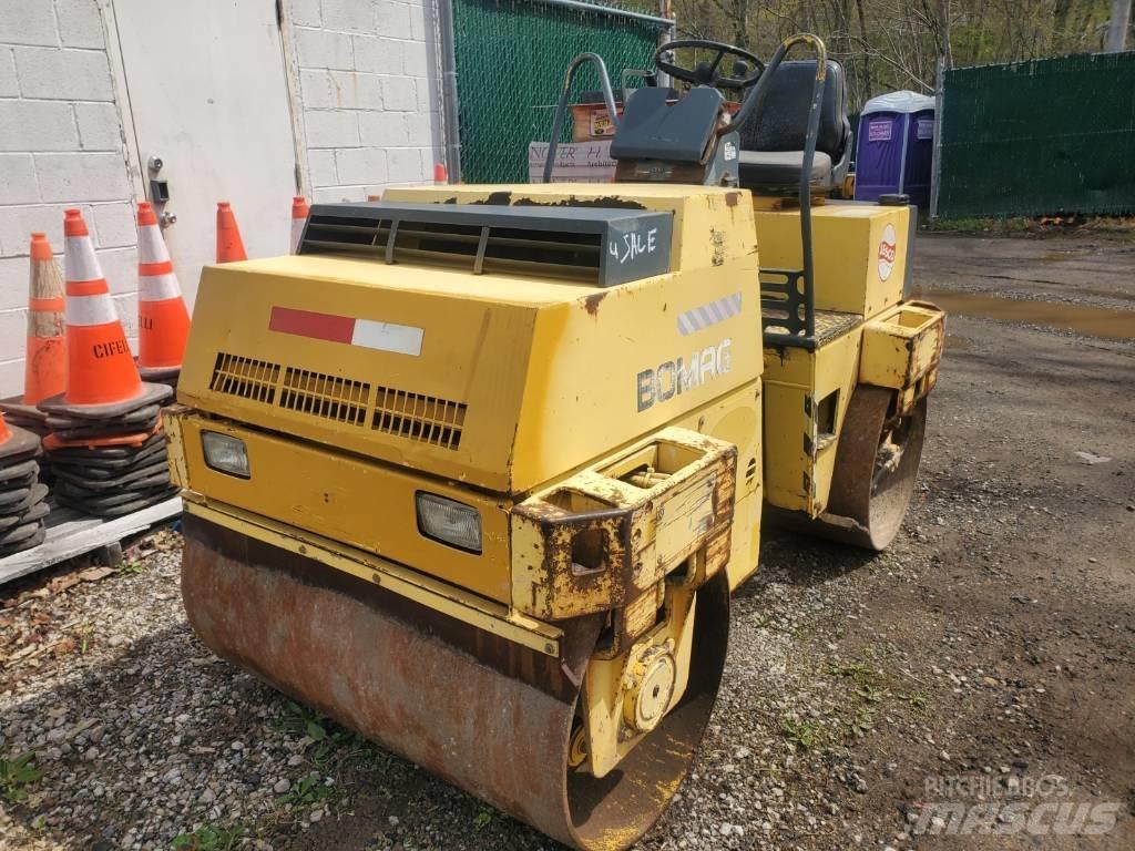 Bomag BW121 AD-2 Duowalsen