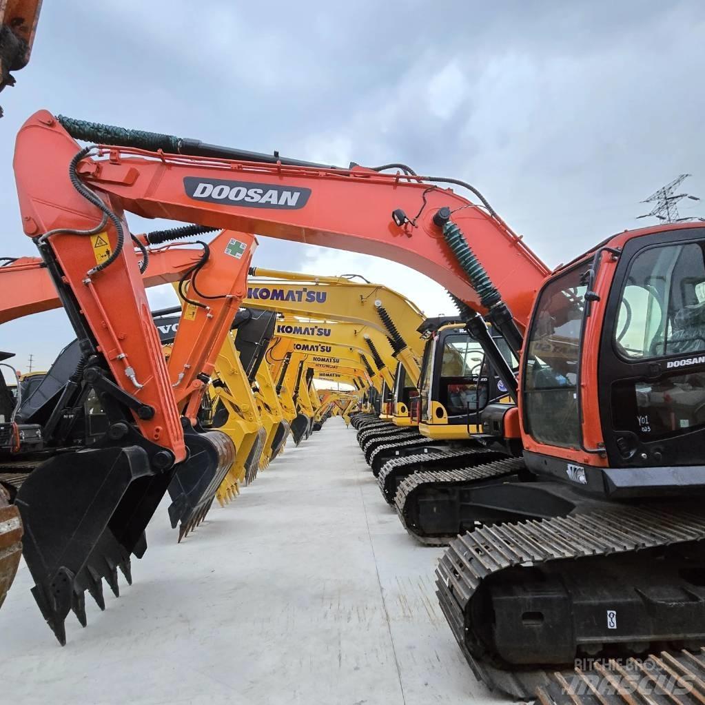 Doosan DX 225 LC Minigraafmachines < 7t